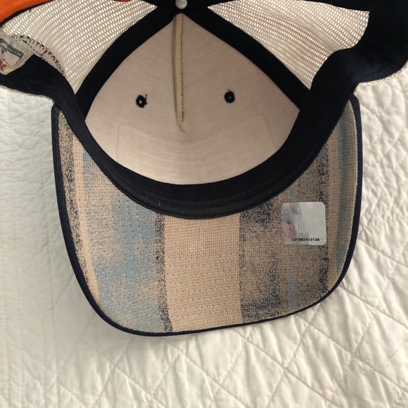 Officially Licensed Reebok 'patch' Bears hat - Picture 4 of 5